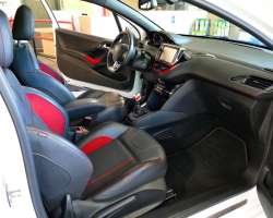 Peugeot 208 GTi 1.6 THP 200 6