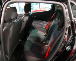 Renault Clio 4 RS18 EDC 220cv 5 Renault Clio 4 RS18 EDC 220cv 5