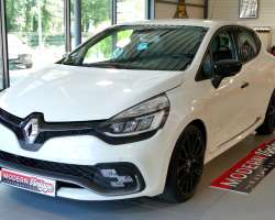Renault Clio 4 RS Trophy 220 EDC 3 Renault Clio 4 RS Trophy 220 EDC 3