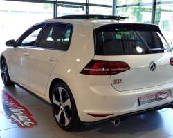 Volkswagen Golf VII GTI Performance 230cv 14