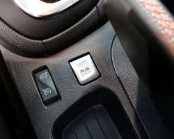 Renault Clio 4 RS Trophy 220 EDC 8