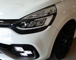 Renault Clio 4 RS Trophy 220 EDC 11