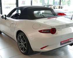 Mazda MX-5 ND 2.0 160 Roadster Dynamique 12