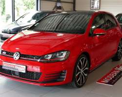 Volkswagen Golf VII GTI Performance 230cv DSG 3