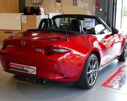 Mazda MX-5 ND 2.0 160 Roadster Selection Recaro 17