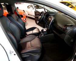 Renault Clio 4 RS Trophy 220 EDC 5 Renault Clio 4 RS Trophy 220 EDC 5