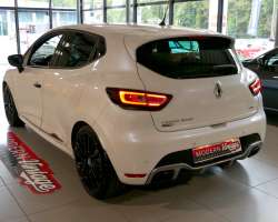 Renault Clio 4 RS Trophy 220 EDC 11