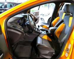 Ford Focus ST 2.0 Ecoboost 250cv 23