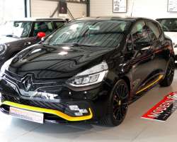 Renault Clio 4 RS18 EDC 220cv 3 Renault Clio 4 RS18 EDC 220cv 3