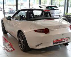 Mazda MX-5 Roadster ND 2.0 184 Selection Recaro 14