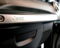Jeep Wrangler Unlimited 2.8 CRD 200cv Sahara 11