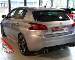 Peugeot 308 GTi 1.6 THP 272cv Facelift 12