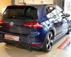 Volkswagen Golf VII GTI Performance 230cv DSG 18