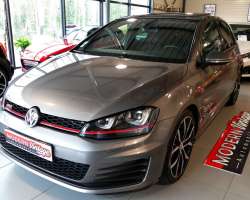 Volkswagen Golf VII GTI Performance 230cv DSG 3