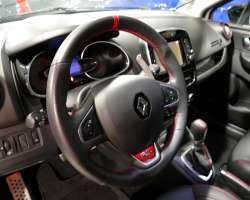 Renault Clio 4 RS Trophy 220 EDC 8