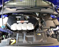 Ford Focus ST 2.0 Ecoboost 250cv 16