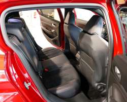 Peugeot 308 GTi 1.6 THP 272cv 4 Peugeot 308 GTi 1.6 THP 272cv 4