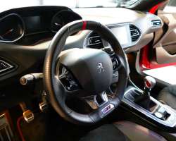 Peugeot 308 GTi 1.6 THP 272cv 6