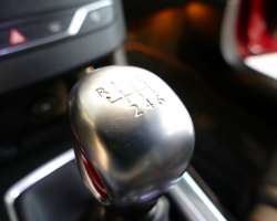 Peugeot 308 GTi 1.6 THP 272cv 8