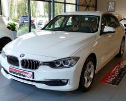 BMW 320d F30 184cv BVA8 Luxury 3