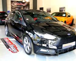 Ford Focus ST 2.0 Ecoboost 250cv 17