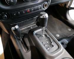 Jeep Wrangler Unlimited 2.8 CRD 200cv Sahara 9