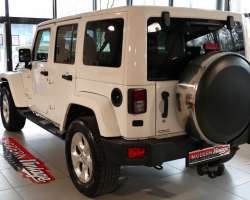 Jeep Wrangler Unlimited 2.8 CRD 200cv Sahara 11