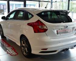 Ford Focus ST 2.0 Ecoboost 250cv 14