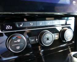 Volkswagen Golf VII GTI Performance 245 DSG Facelift 9