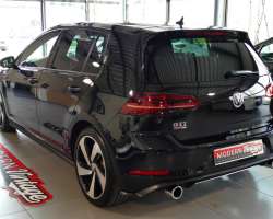 Volkswagen Golf VII GTI 230cv DSG Facelift 14