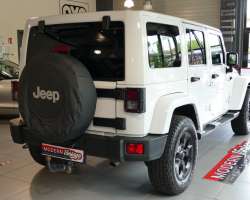 Jeep Wrangler Unlimited 2.8 CRD 200cv Sahara 13