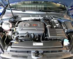 Volkswagen Golf VII GTI Performance 245 DSG Facelift 11