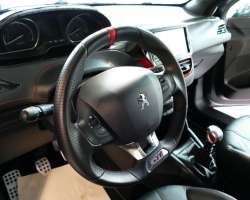 Peugeot 208 GTi 1.6 THP 200cv 6