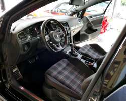 Volkswagen Golf VII GTI Performance 230cv DSG 17