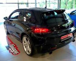 Volkswagen Scirocco R 2.0 TSI 265 8