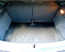 Volkswagen Scirocco R 2.0 TSI 265 15