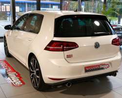 Volkswagen Golf VII GTI Performance 230cv DSG 13