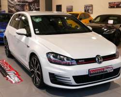 Volkswagen Golf VII GTI Performance 230cv DSG 15