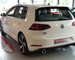 Volkswagen Golf VII GTI Performance 245 DSG Facelift 14