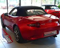 Mazda MX-5 Roadster ND 2.0 160cv Pack Sport Recaro 10