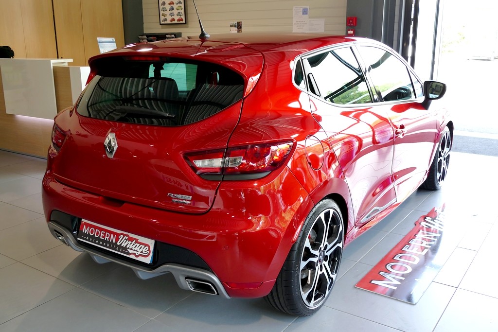 Renault Clio 4 RS Trophy 220 EDC Véhicule Modern