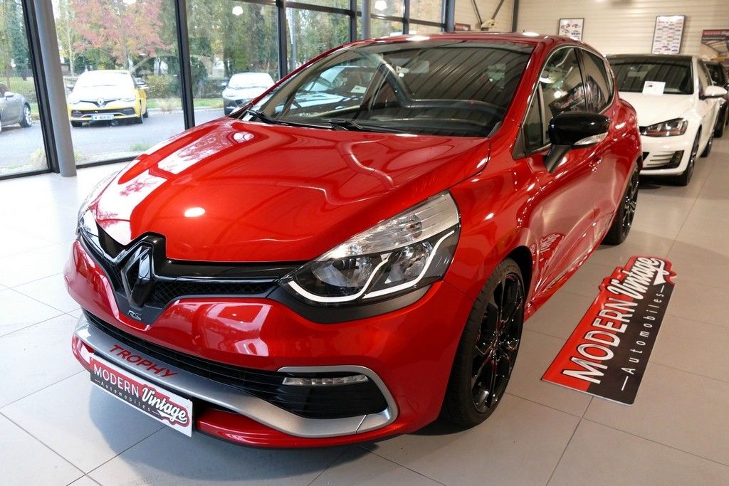 Renault Clio IV RS Trophy EDC 220 - Véhicule - Modern Vintage ...
