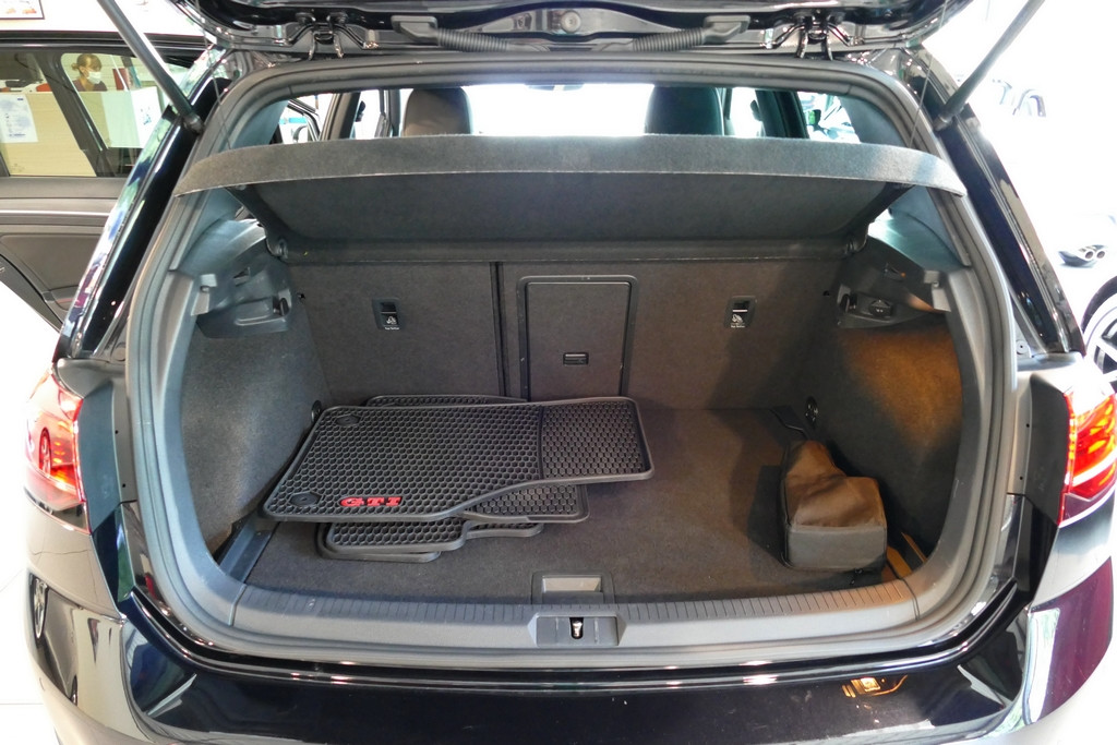 Volkswagen Golf VII GTI Performance 245 DSG Facelift