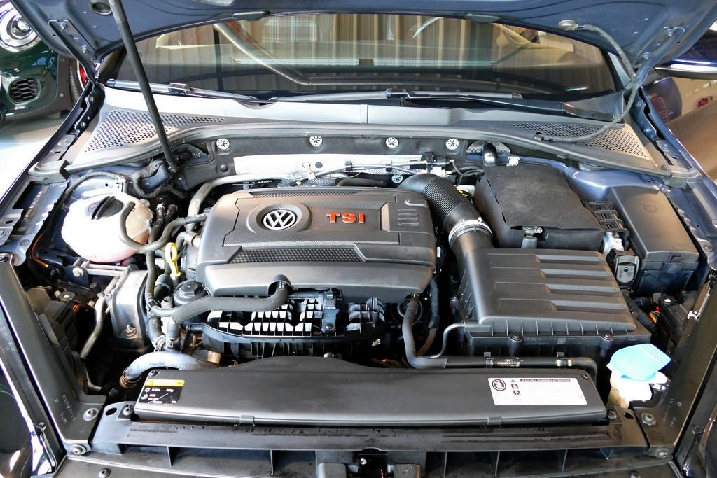 Volkswagen Golf VII GTI Performance 230cv DSG