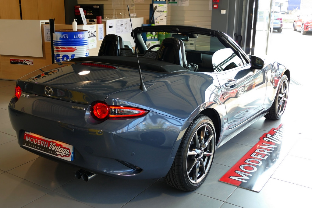 Mazda MX-5 Roadster ND 2.0 184 Selection 660kms!